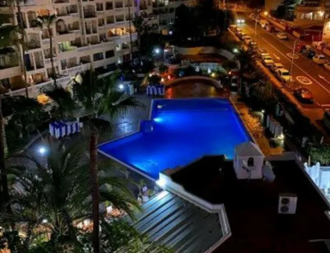 Castle Harbour Christianos 로스크리스티아노스