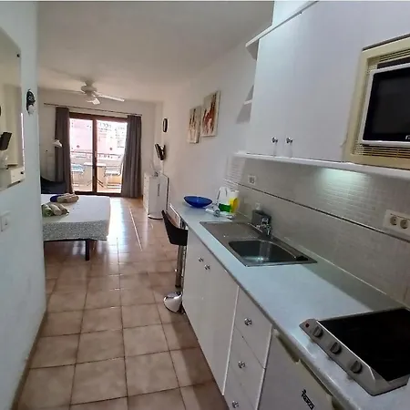 Castle Harbour Christianos Apartamento *